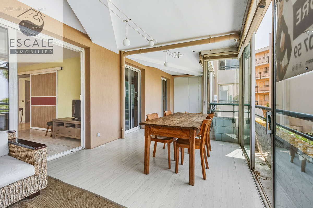 Vente grand type 2 + cellier coeur corniche a sete - photo 5
