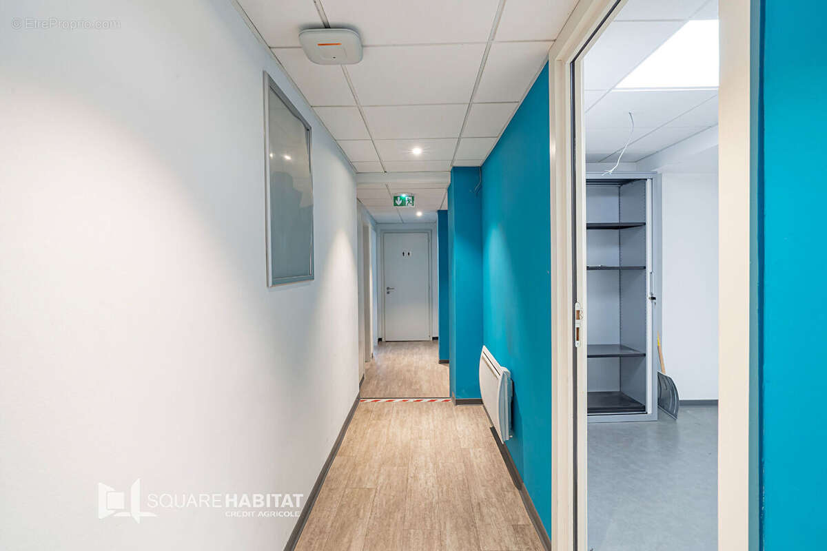 Commerce à SUNDHOUSE