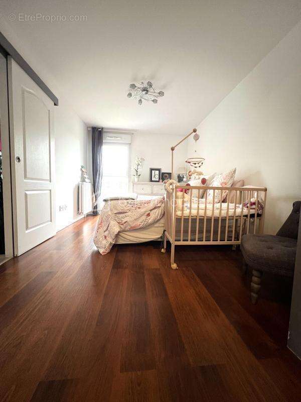 Appartement à VERT-SAINT-DENIS