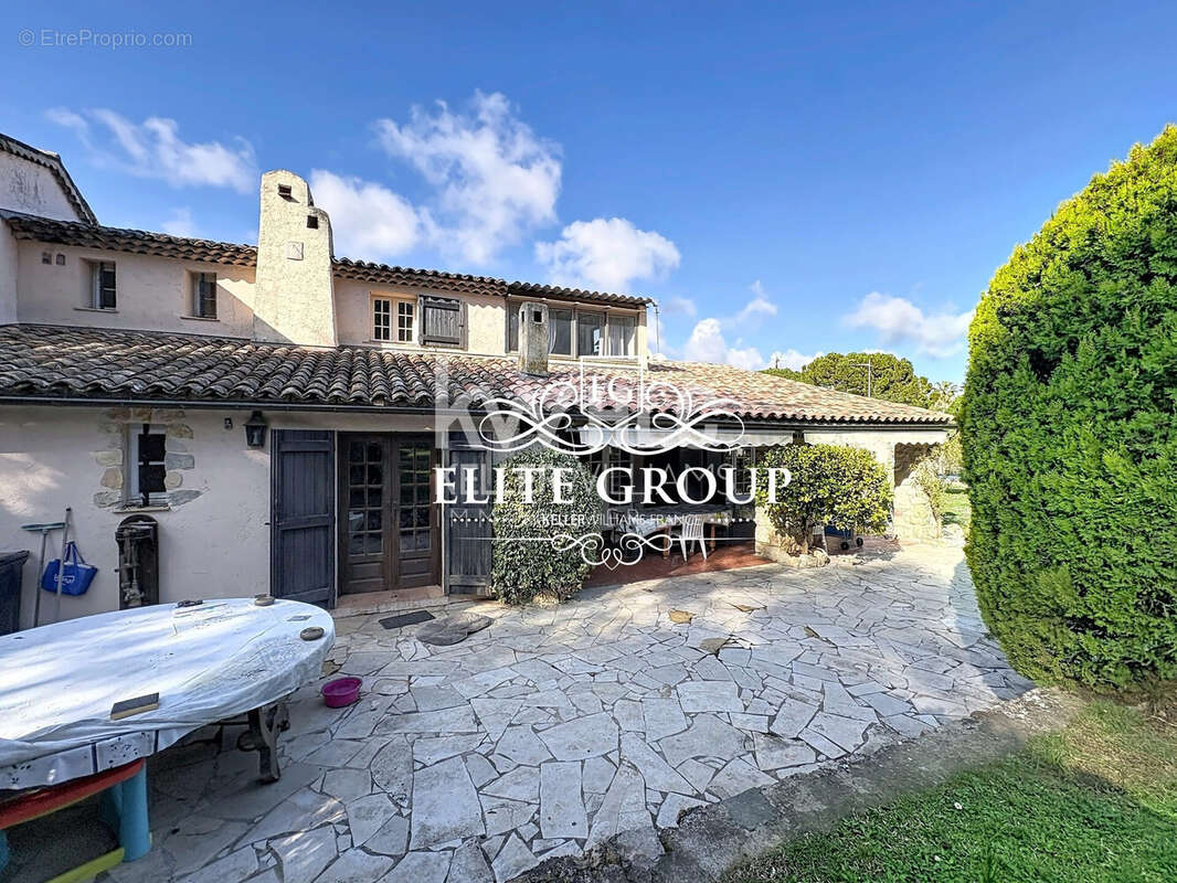 Maison 187 m² à Mougins  - photo 4