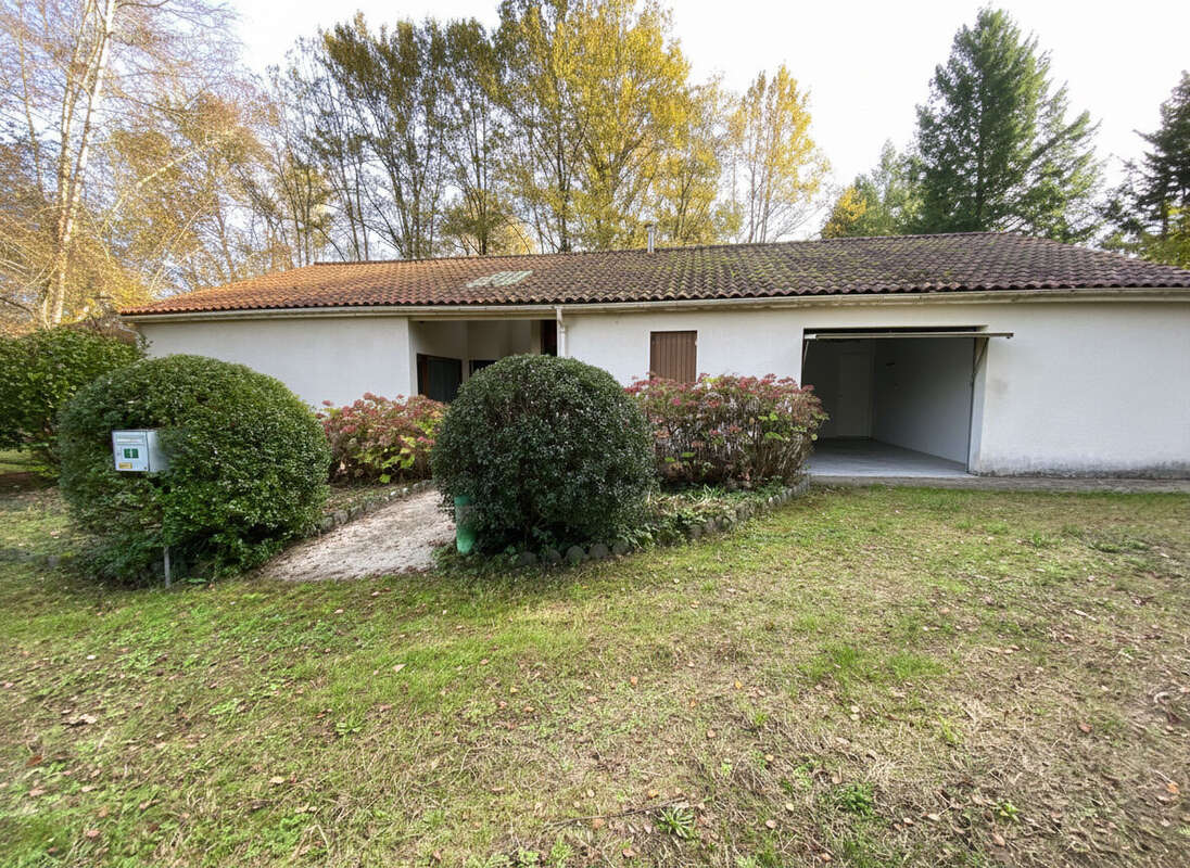 Maison à ANNESSE-ET-BEAULIEU