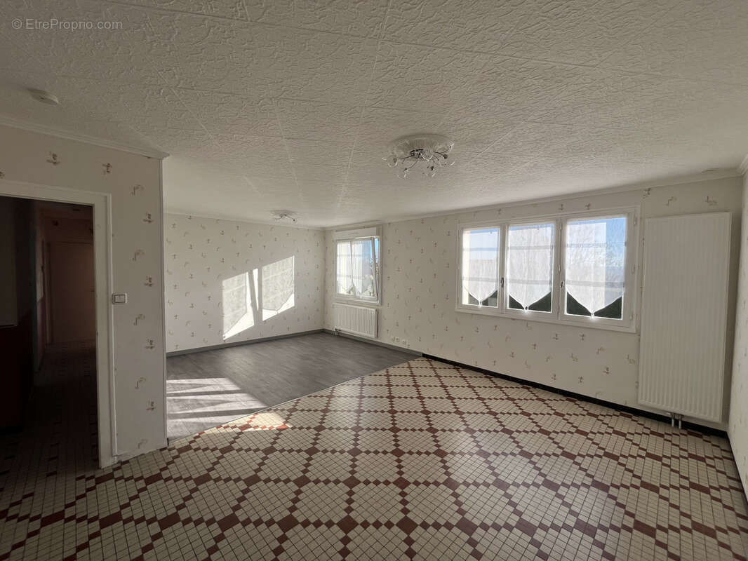 Maison à LE BOUPERE