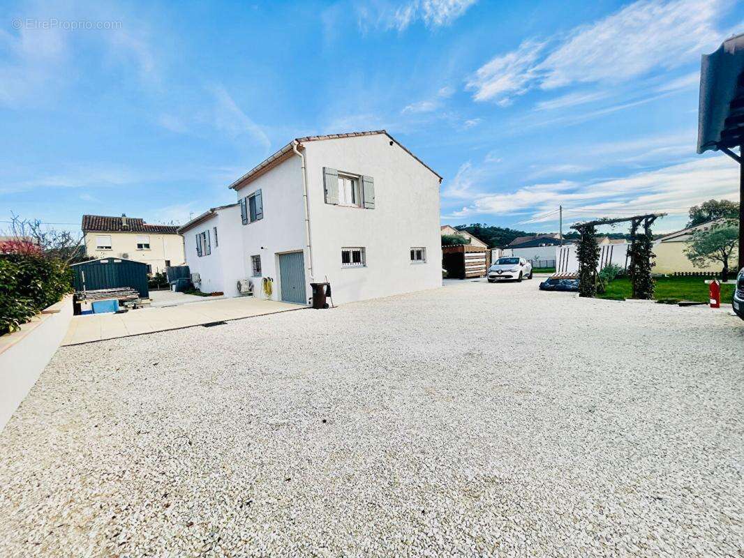 Maison à SAINT-MARTIN-DE-VALGALGUES