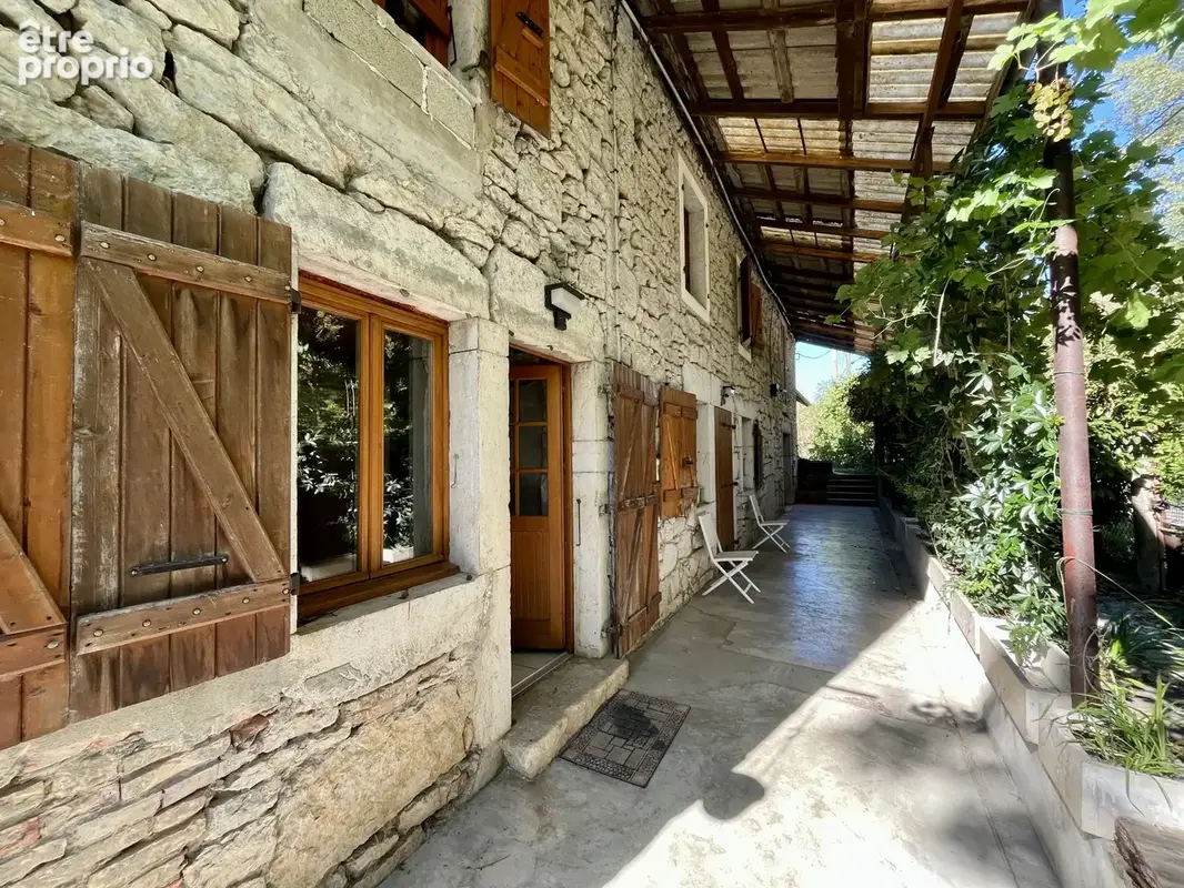 Maison individuelle de 116 m2 hab + 140 m2 de dépendance - Anglefort - photo 5