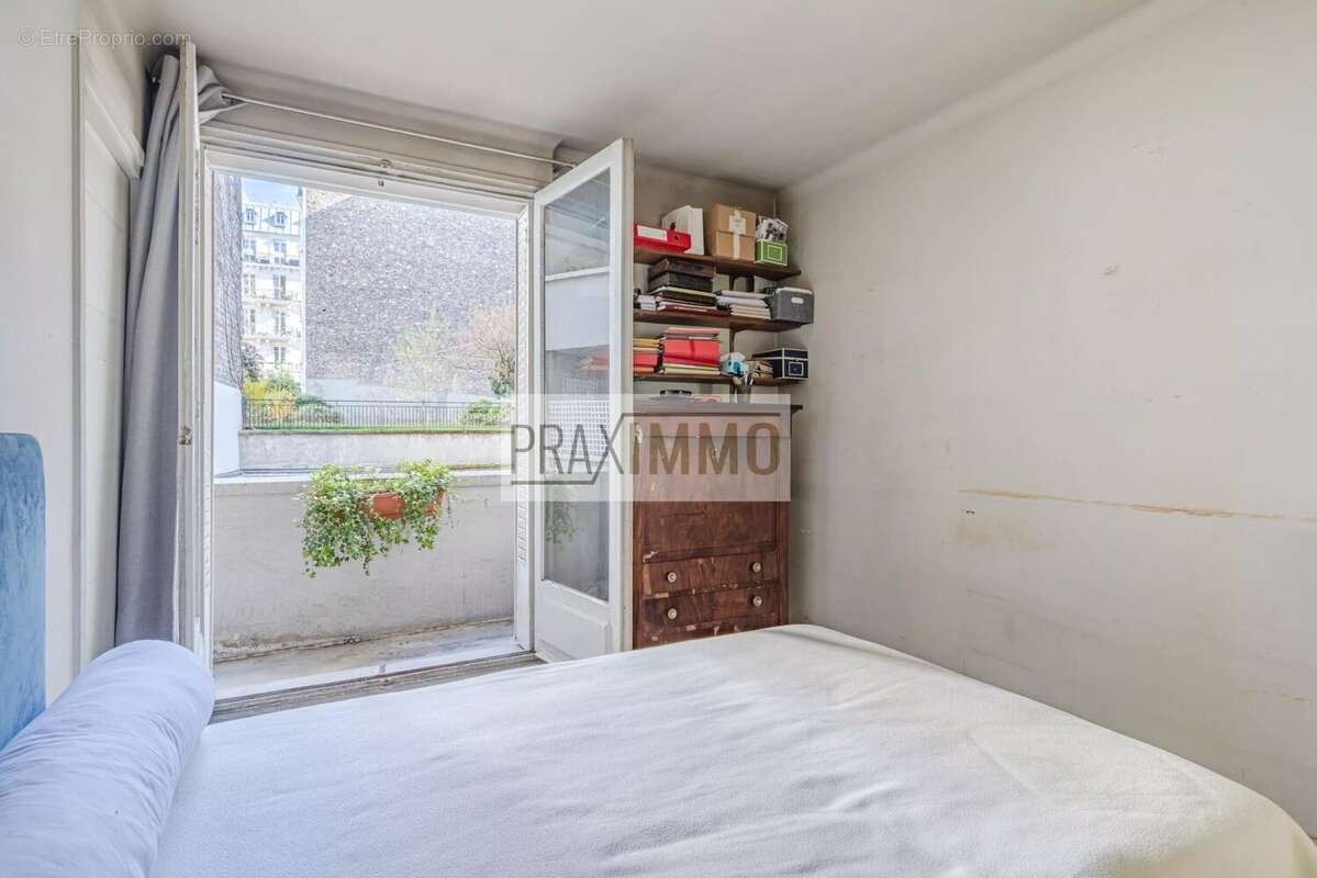 Appartement 73 m² à Paris-16e  - photo 5