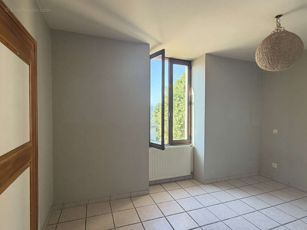 Bel Appartement T3 avec 2 balcons - photo 15