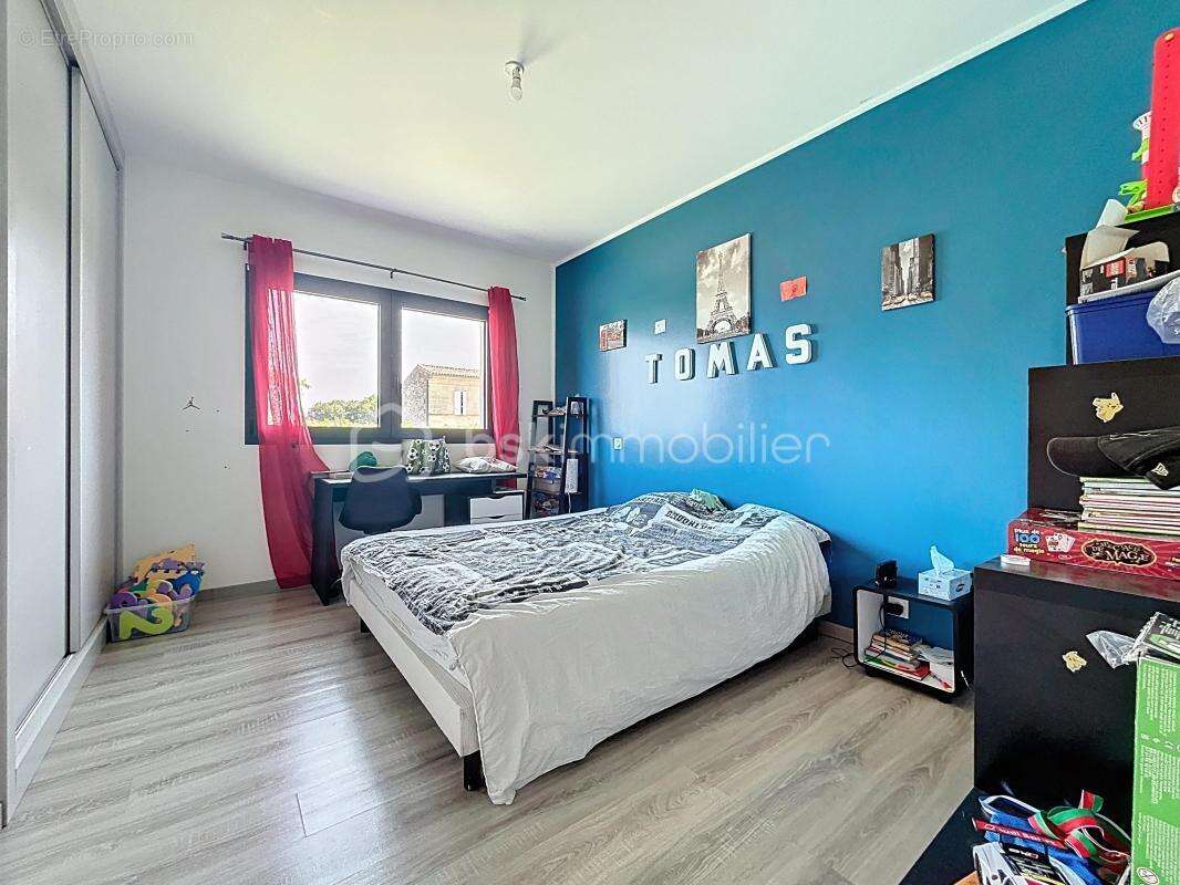 Maison à CUBZAC-LES-PONTS