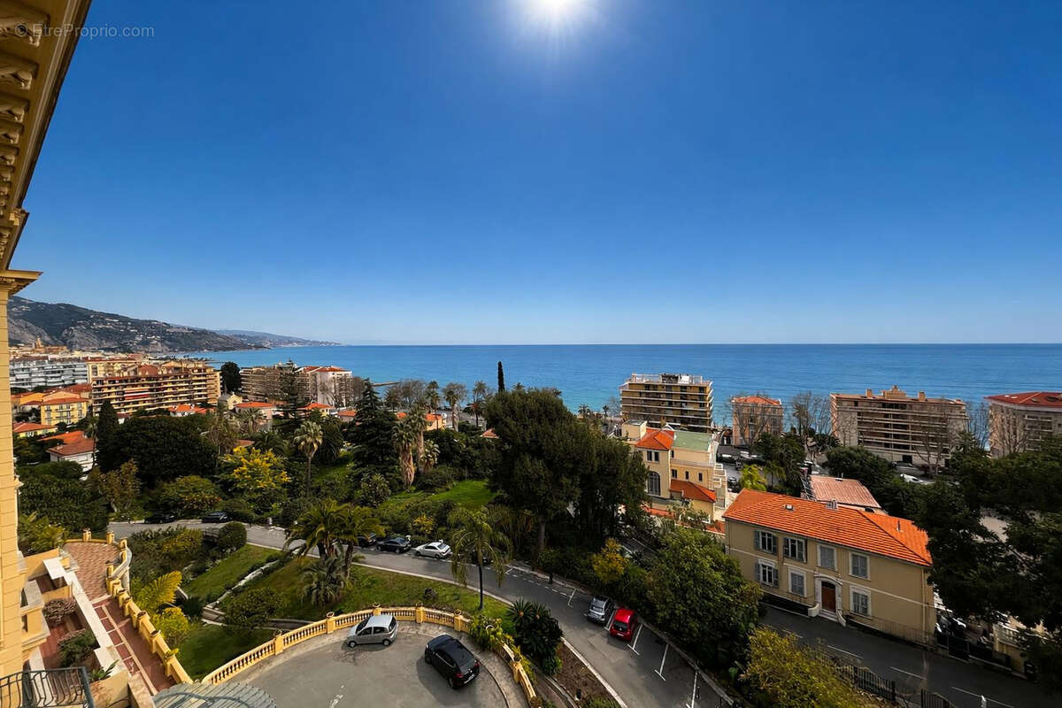 Appartement à MENTON