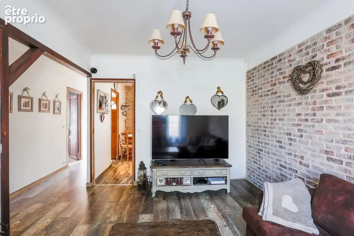 À deux pas du plateau de Gentilly, découvrez un ensemble immobilier rare composé de deux maisons indépendantes sur une même parc - photo 11