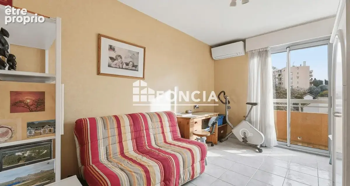 NICE OUEST - Rare : T4 89 m² baigné de lumière - 17 m² de balcons Sud-Ouest - 3ème étage - Box & cave - DPE B - photo 10