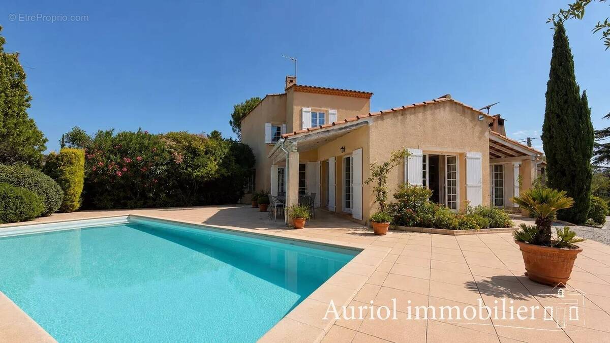 Maison à AURIOL