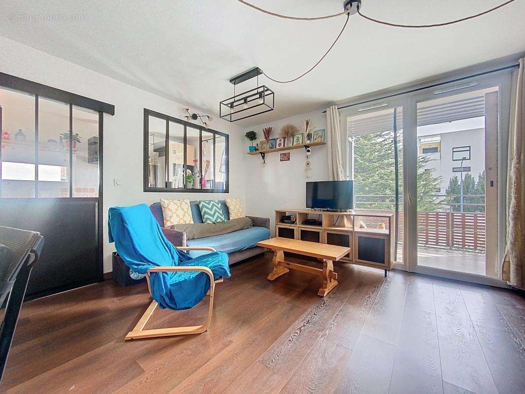 Appartement à VENISSIEUX