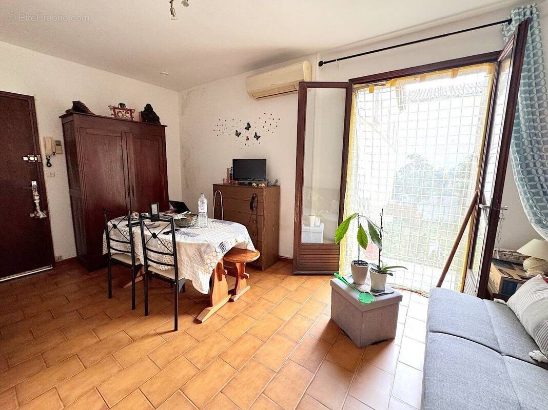 Photo 1 - Appartement à PEZENAS