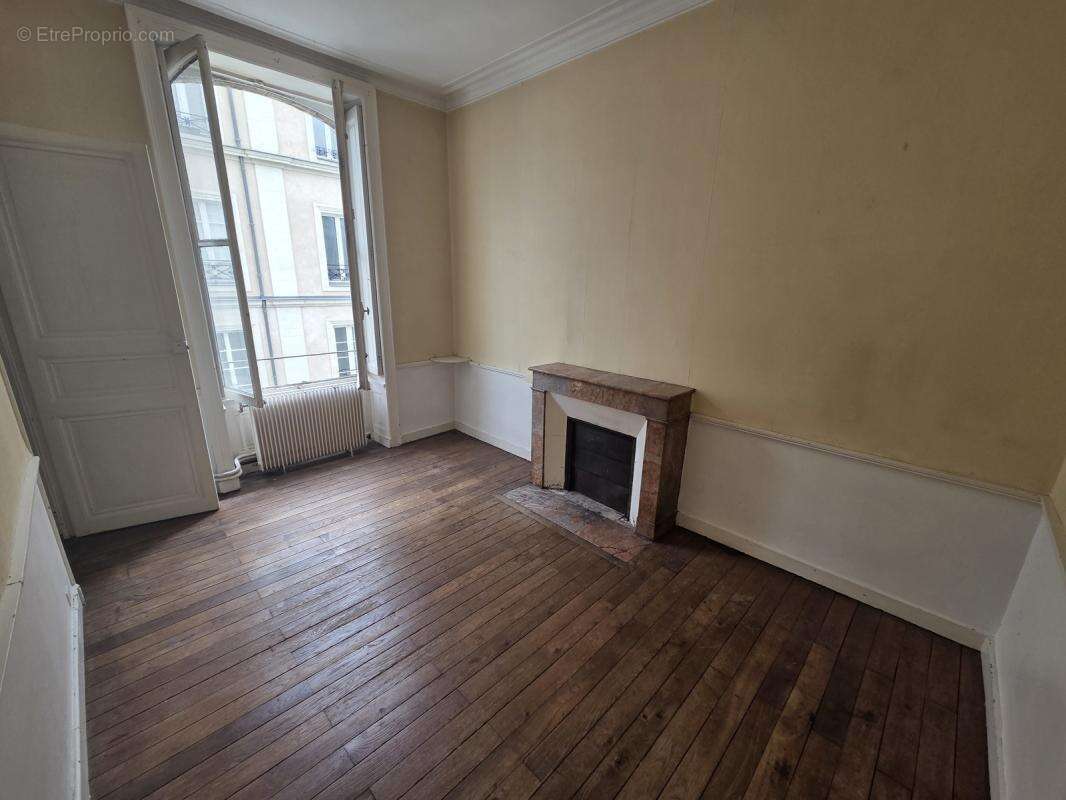 Appartement T4 de 88 m² - Nantes - Graslin - photo 4