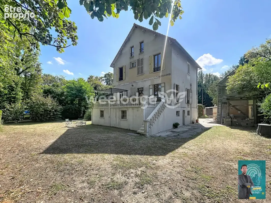 Photo Maison à Jouy-Le-Moutier au prix de 479 900€