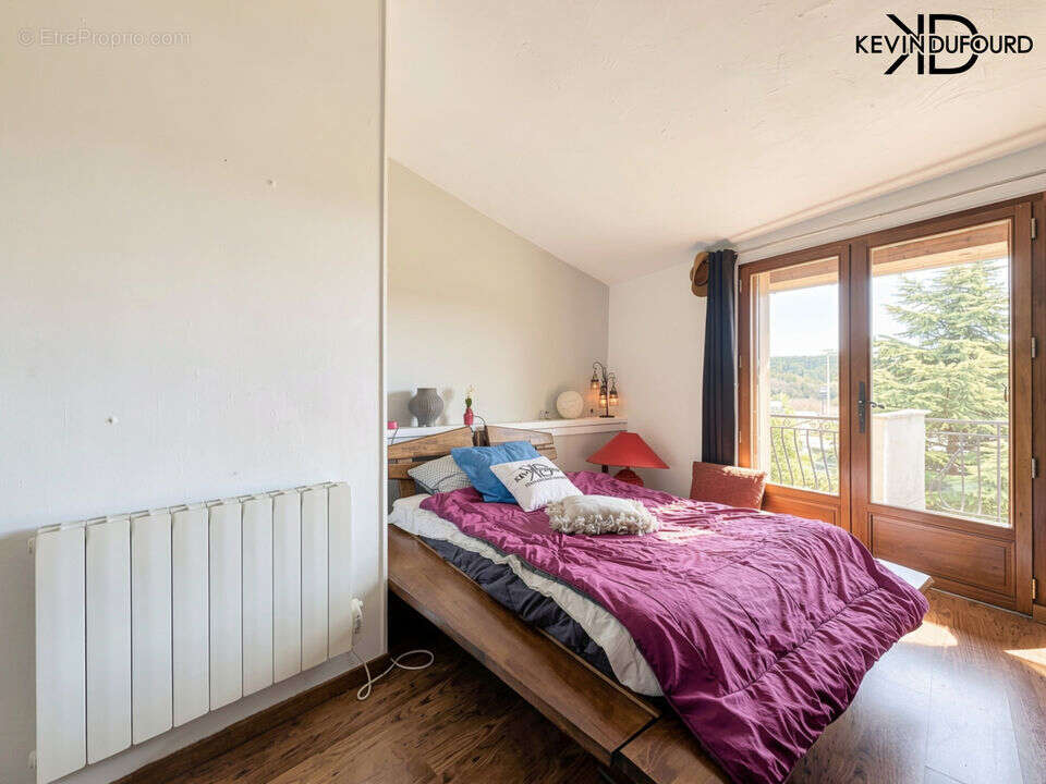 Maison 90 m² à Labegude  - photo 12