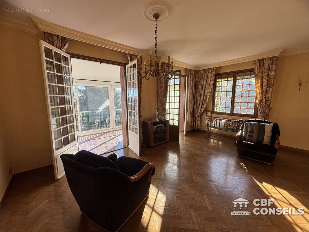 Maison à CLERMONT-FERRAND