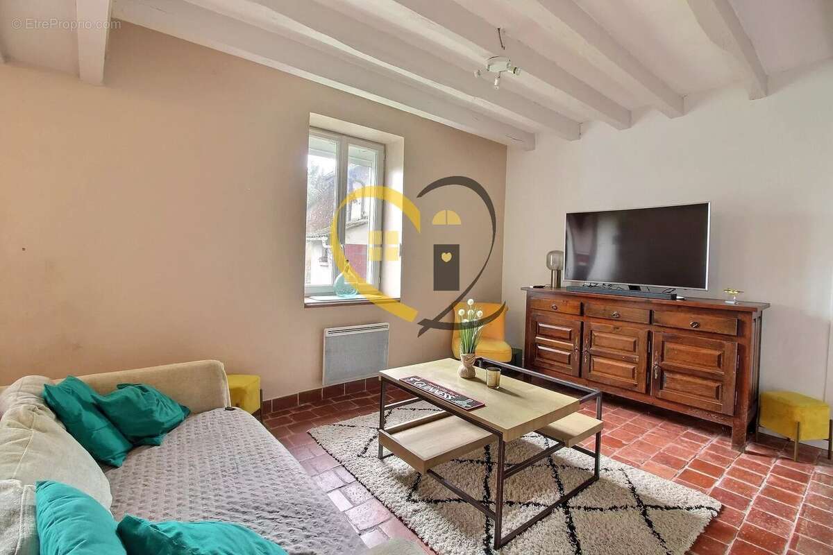 Maison à SAINT-MARTIN-D'AUXIGNY