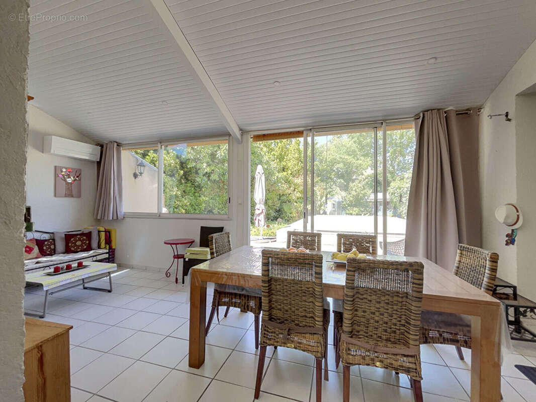 Muret - maison plain-pied avec piscine, véranda et grand terrain de plus de 1 000 m² - photo 13