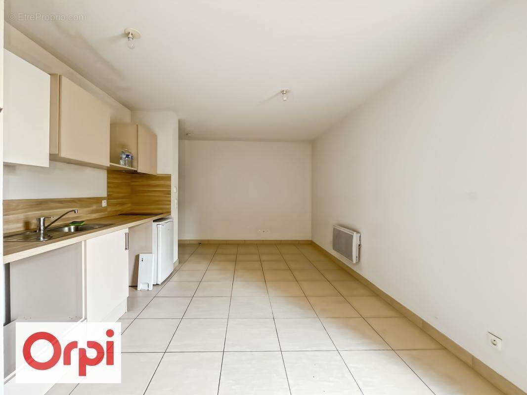 Appartement à BOUJAN-SUR-LIBRON