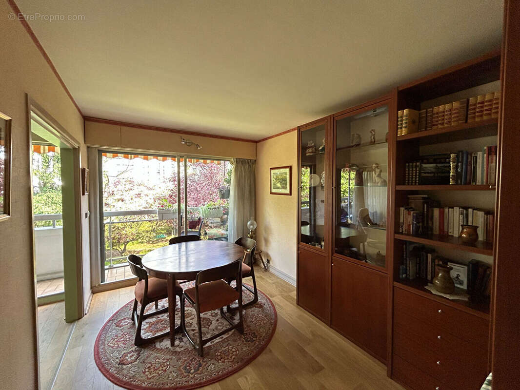 Appartement à CHEVILLY-LARUE