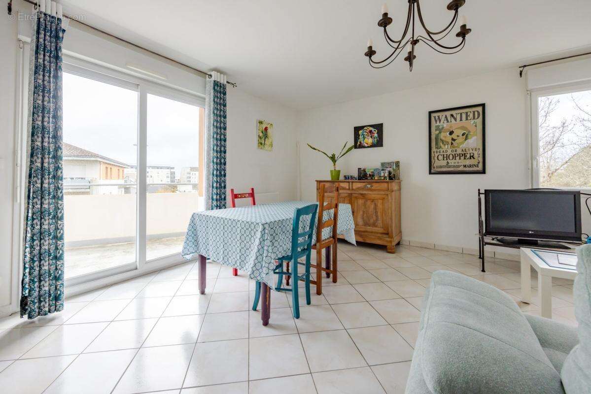 Appartement à SAINT-SEBASTIEN-SUR-LOIRE