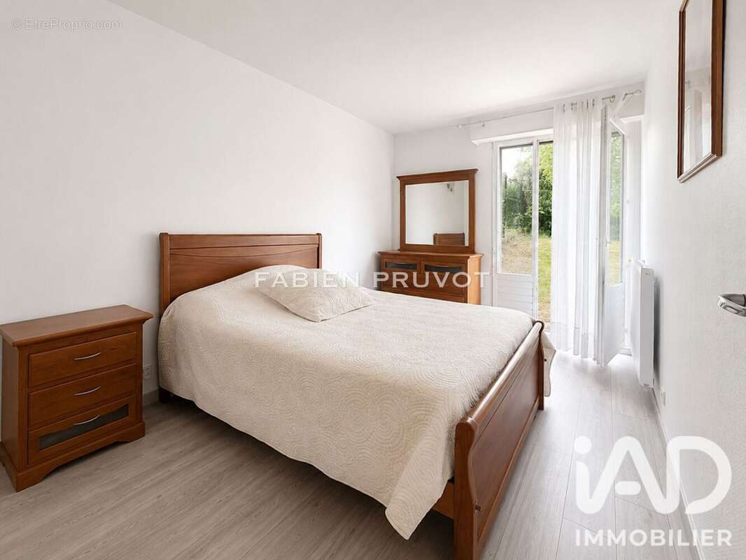 Appartement 67 m² à Eaubonne  - photo 4