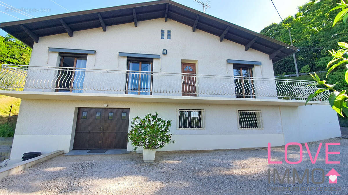 Maison à SAINT-JEAN-DE-SOUDAIN