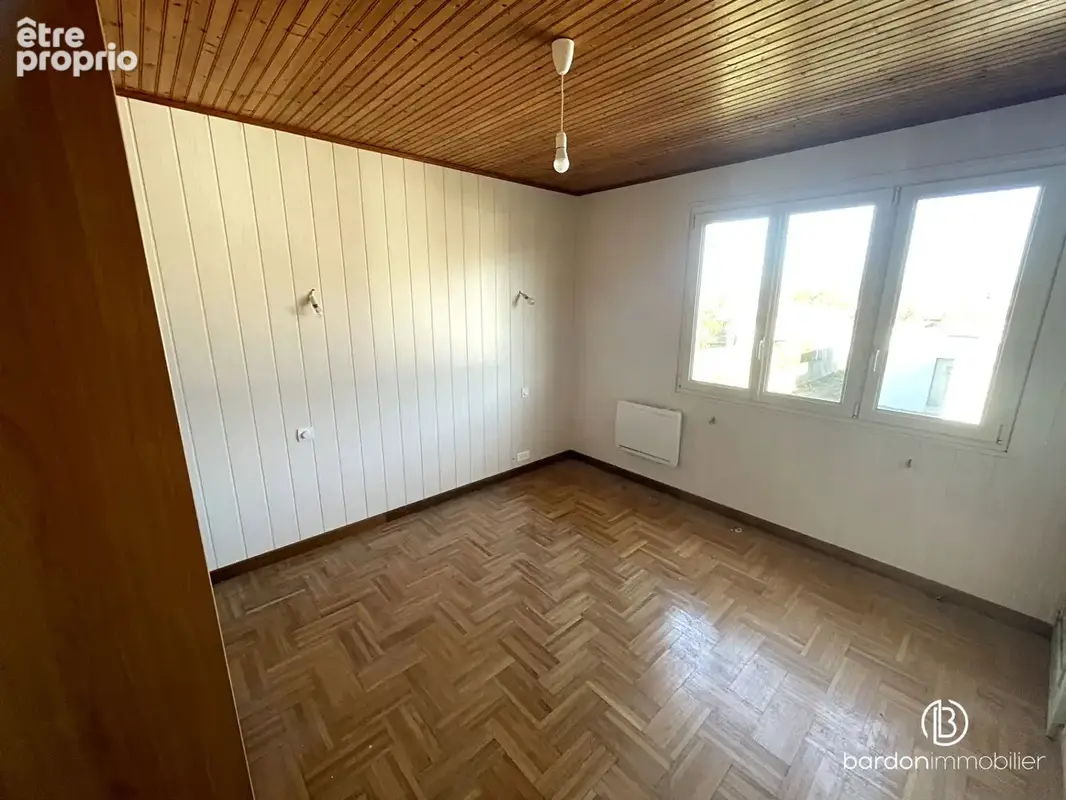 Appartement T4 - 96m² avec jardin privatif + 2 places de stationnement - photo 7