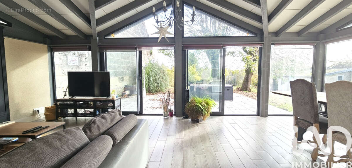 Photo 5 - Maison à CINQ-MARS-LA-PILE