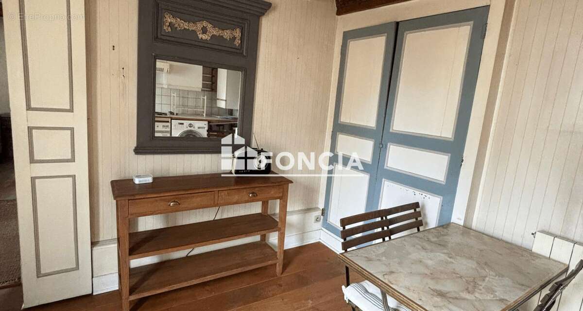 Appartement à FONTAINEBLEAU