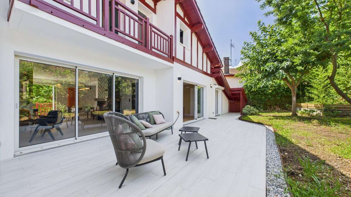 Maison à GUETHARY