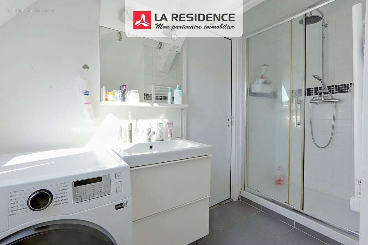 Appartement à MERY-SUR-OISE