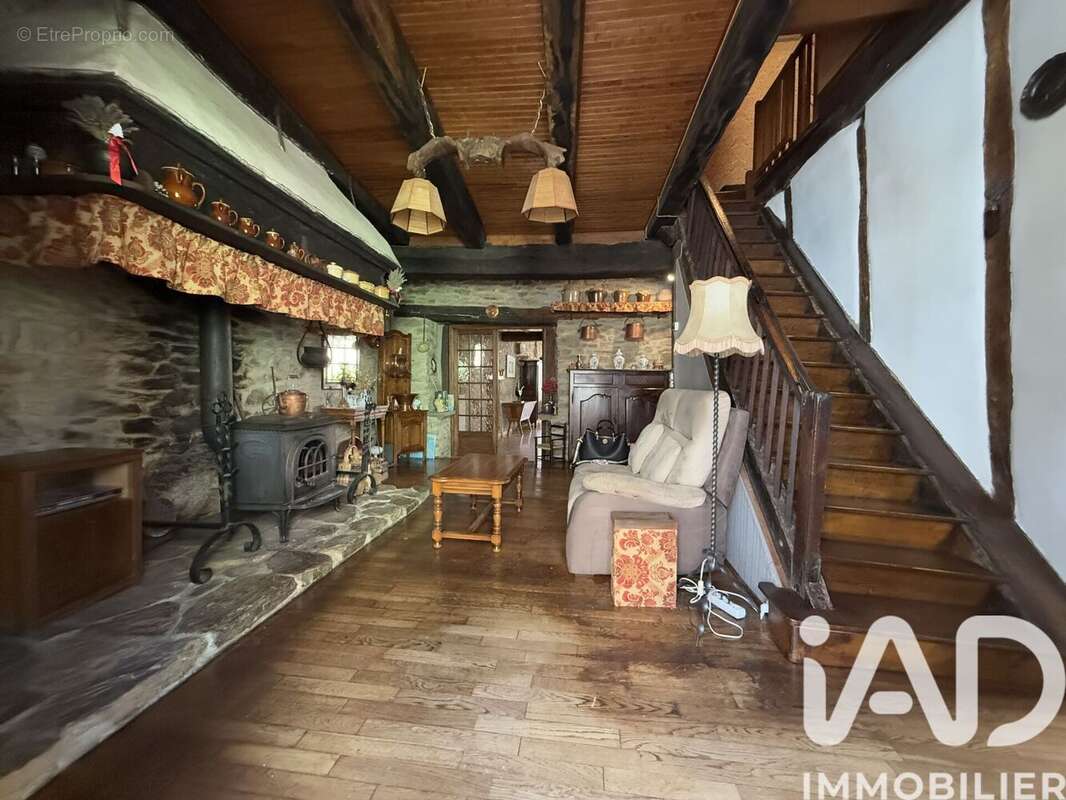 Photo 5 - Maison à SAUVETERRE-DE-ROUERGUE