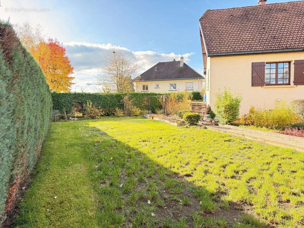Photo 2 - Maison à SAINT-SAUVEUR