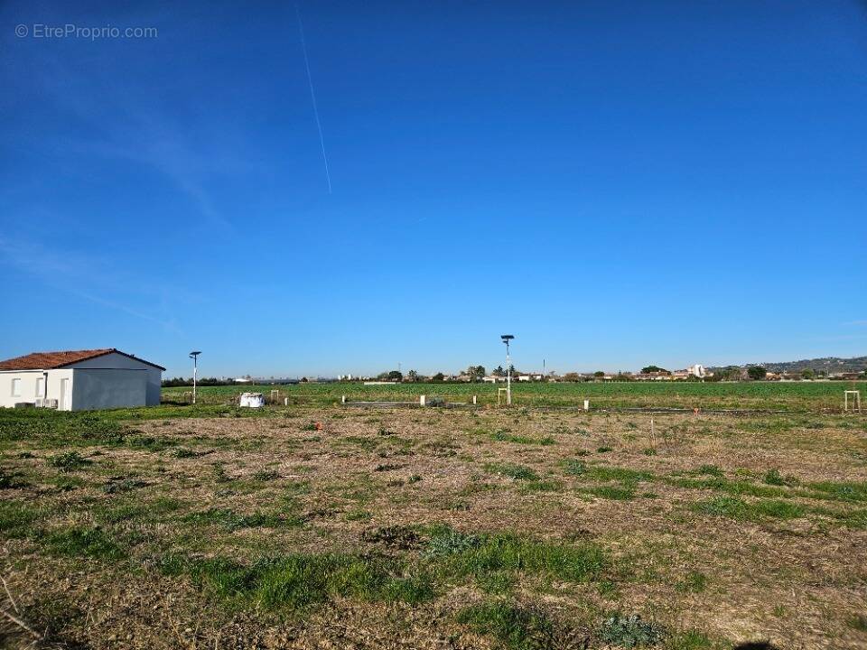 Terrain à LABARTHE-SUR-LEZE