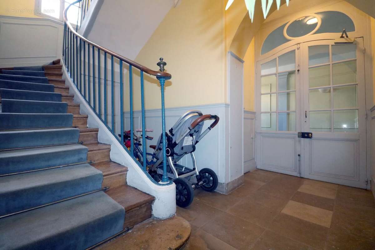 Appartement à VERSAILLES