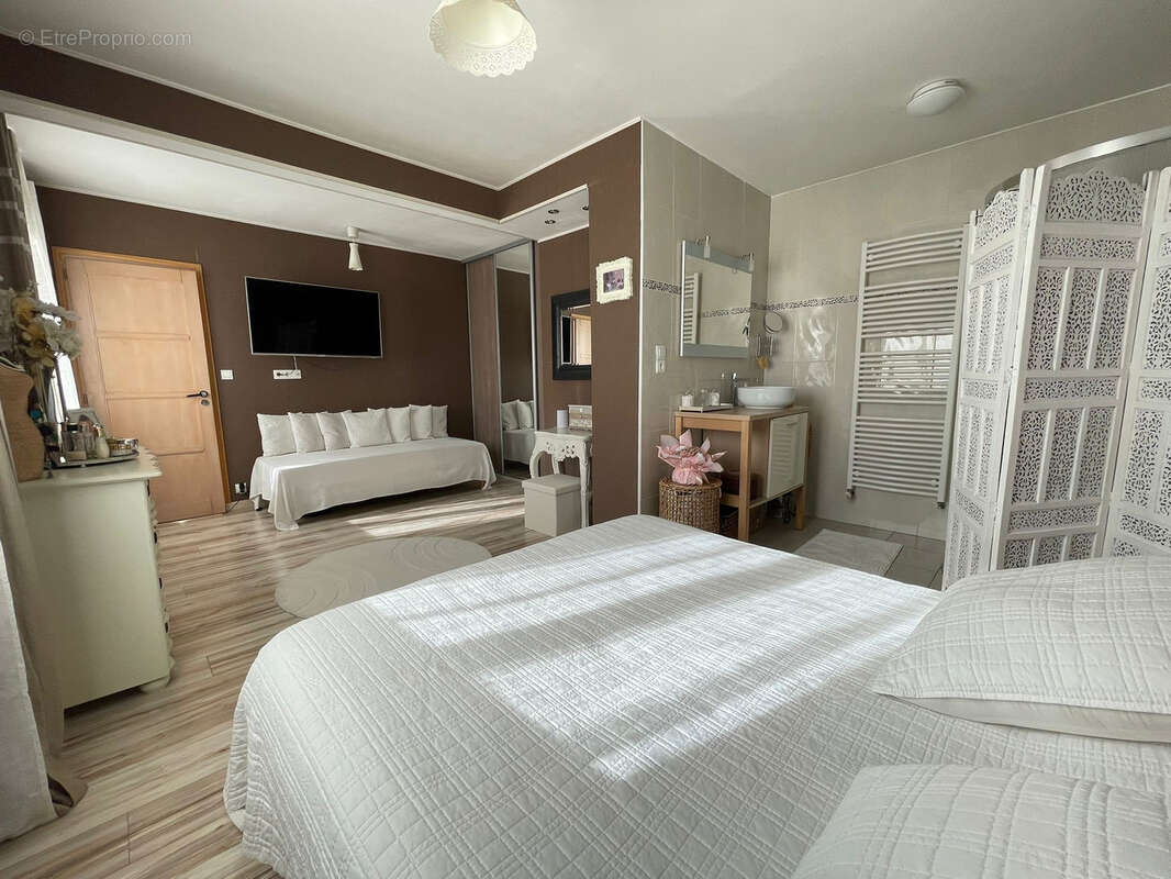 Maison à MITRY-MORY