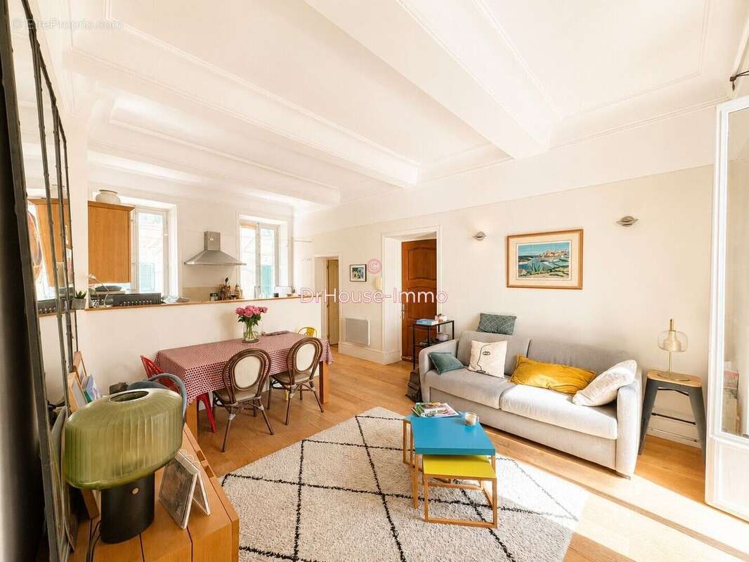 Appartement à VENCE