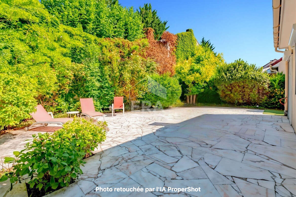 Maison à SOISY-SUR-SEINE