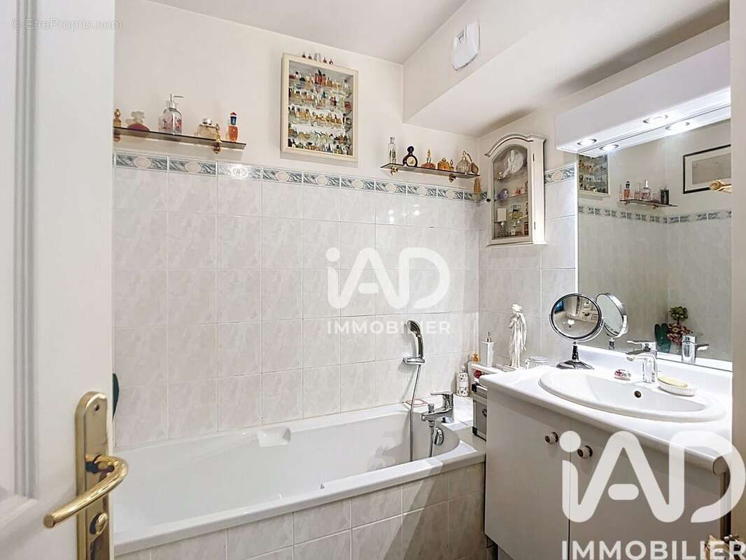 Photo 6 - Appartement à CHARENTON-LE-PONT