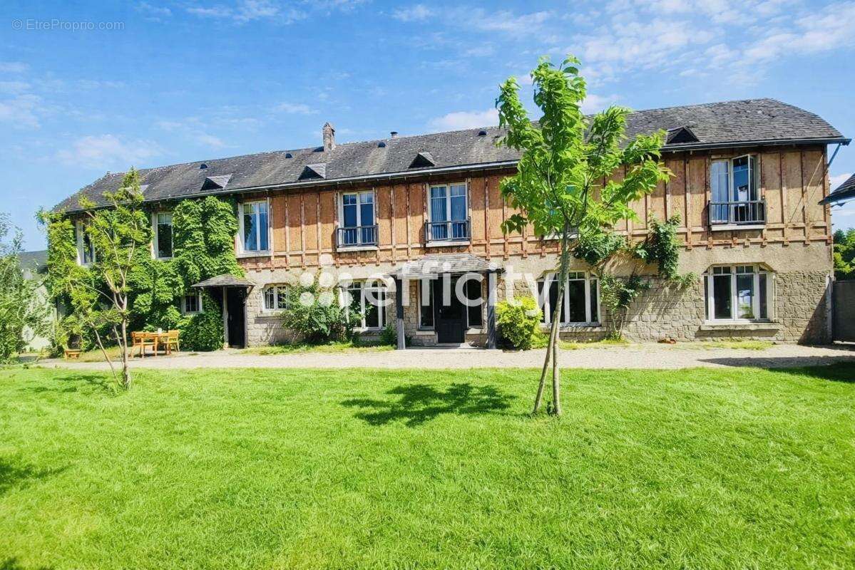Maison à SAVIGNY-SUR-BRAYE