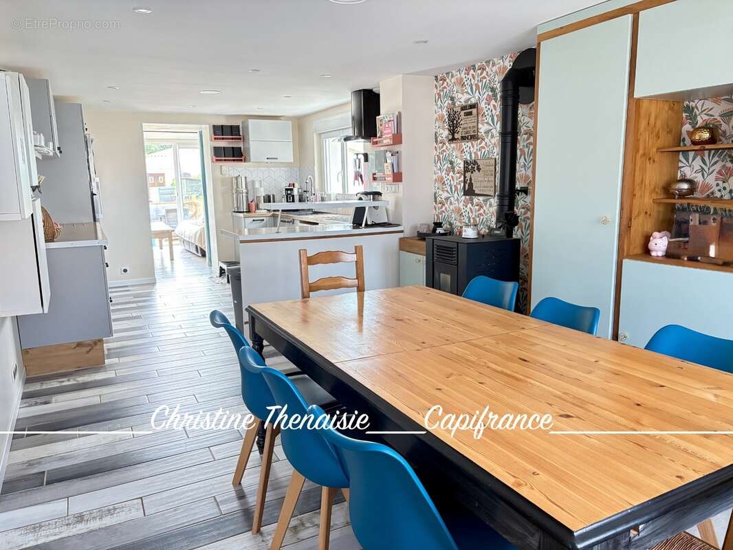 Maison à vendre 5 chambres - 2 salles d'eau - 2 wc - Garage - Terrain - Quartier Dix Ecus/Valentin Saint Hilaire de Riez, à la l - photo 4