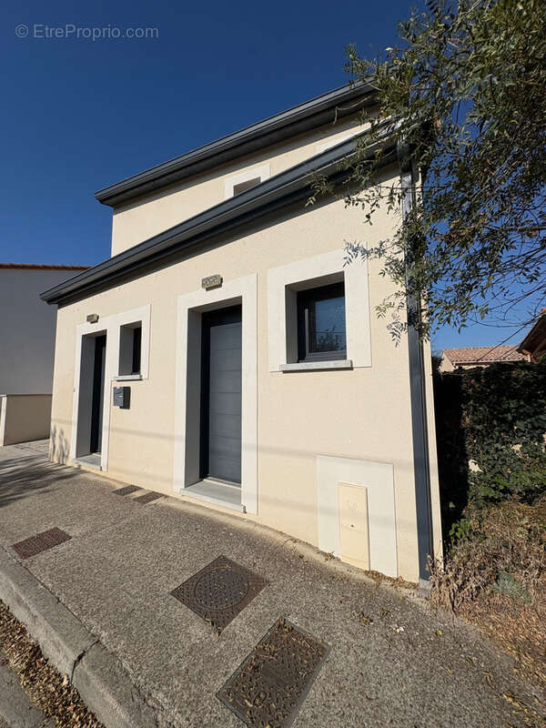 Maison à LAVERNOSE-LACASSE