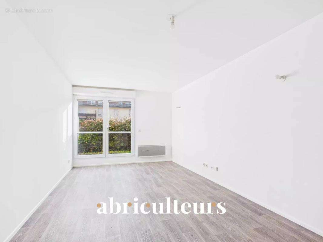 Appartement à SURVILLIERS