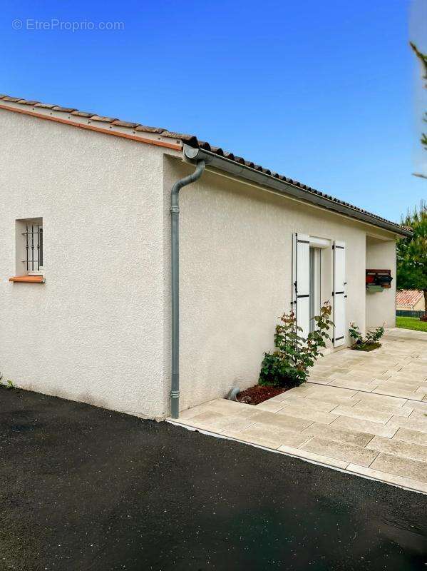 Maison à BLAYE-LES-MINES