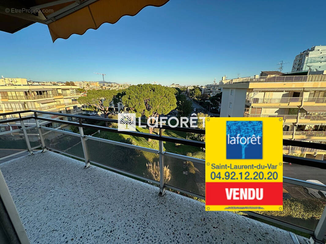 Appartement à SAINT-LAURENT-DU-VAR