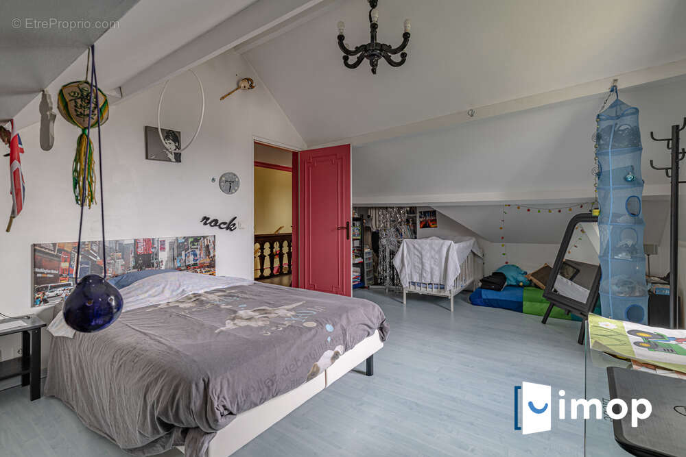 Maison à PONTAULT-COMBAULT