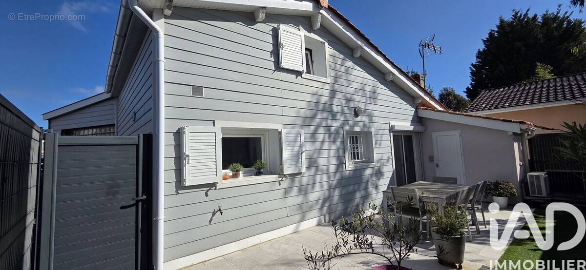 Photo 1 - Maison à BLANQUEFORT