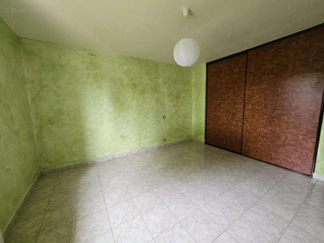 Maison à SAINT-LAURENT-SUR-MANOIRE